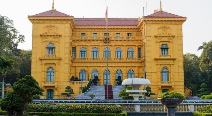 Cwd Hotel Hanoi Exterior photo
