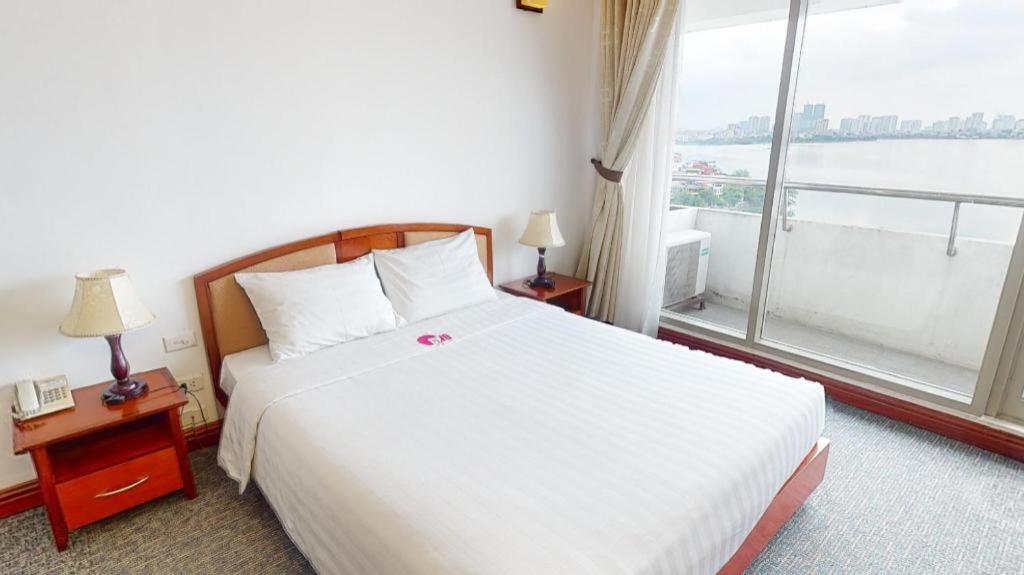 Cwd Hotel Hanoi Exterior photo
